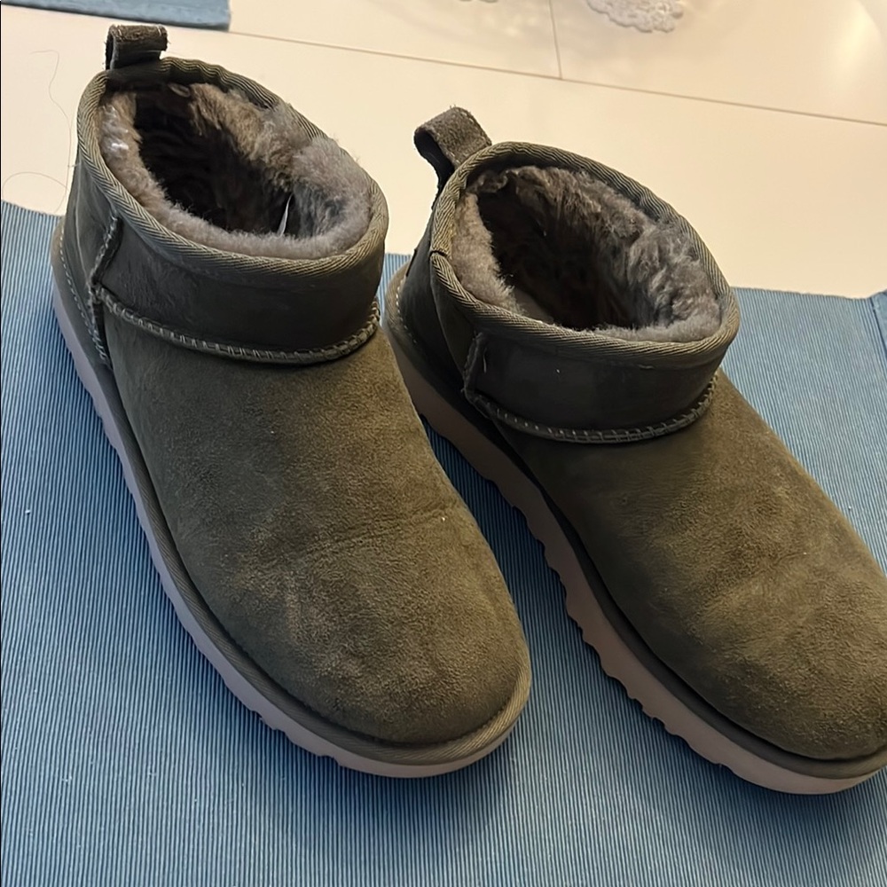 Cozy Kids' Shoes in Olive Green